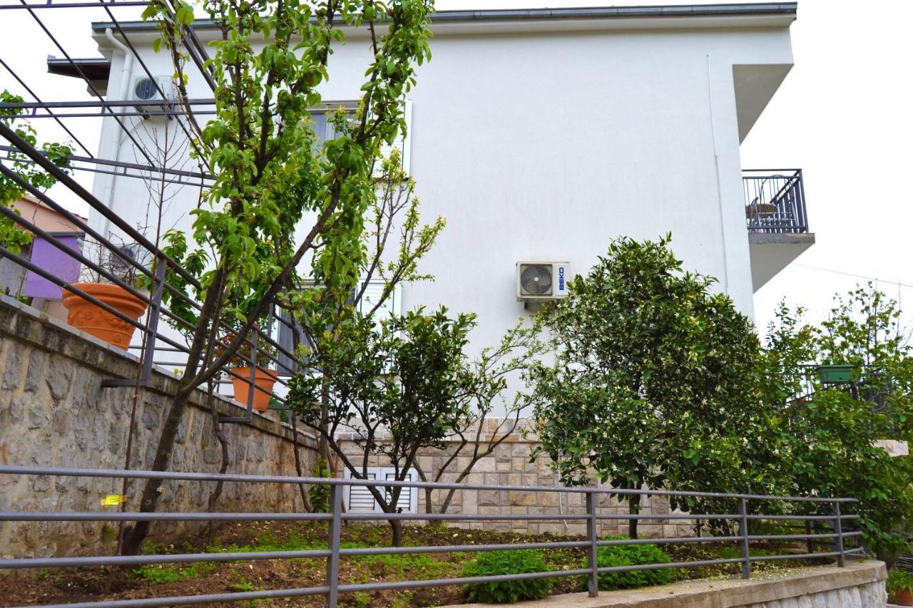 Tivat Apartments Eksteriør bilde